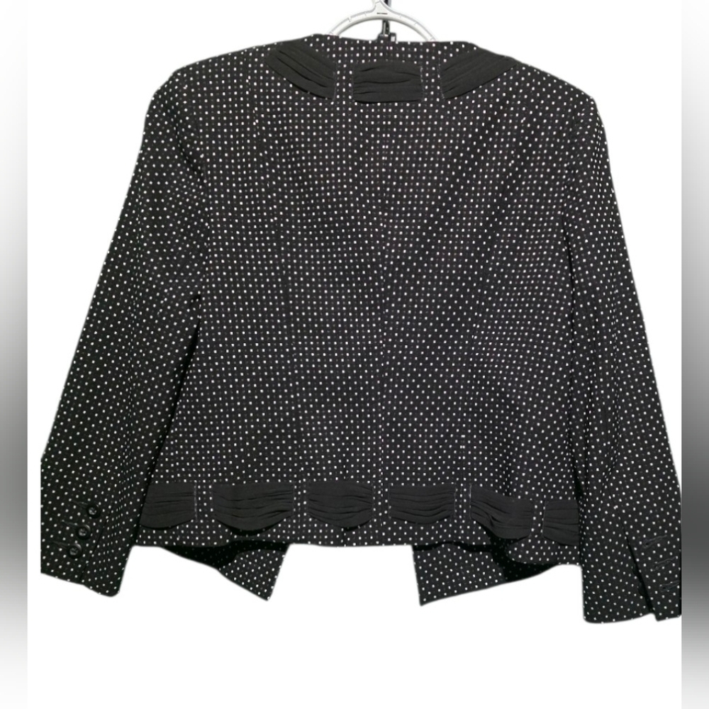 CAbi Size 4 Black Blazer Elegant PTP 18 Length 18 - EUC - Picture 3 of 5